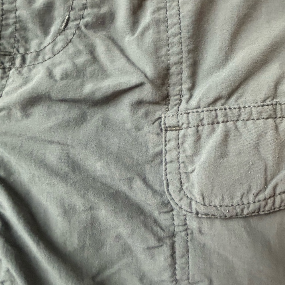 White Sierra Kids Gray Cargo Shorts - Picture 5 of 6